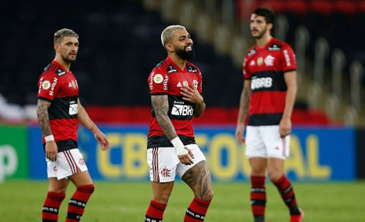 Gabi entra na mira do STJD e pode pegar até 6 jogos de suspensão