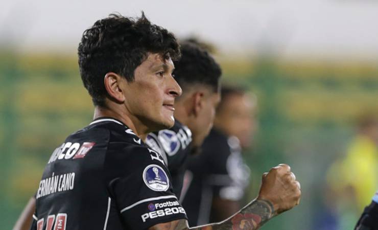 Com Cano na lista, Luxemburgo pede três reforços ao Cruzeiro, segundo portal
