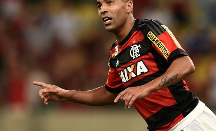Emerson Sheik dispara: 'Se passar pelo Palmeiras, Flamengo é favorito ao mundial'