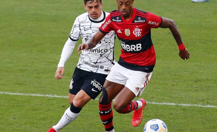 Jornal espanhol coloca Flamengo x Corinthians entre os 15 clássicos mais importantes do mundo