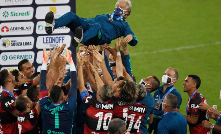 'Qualquer um faria o trabalho que fez Jesus no Flamengo': a mentira que não virou verdade