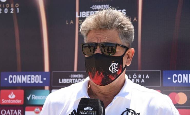 Flamengo: Renato fala sobre ter elenco completo à disposição e rebate insinuações