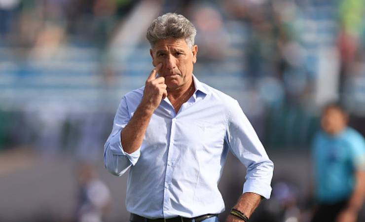 Diretoria do Flamengo discute possibilidade de demissão de Renato nos próximos dias