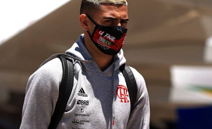 Andreas fala sobre permanência no Flamengo e desabafa: 'Devo um título para a torcida'
