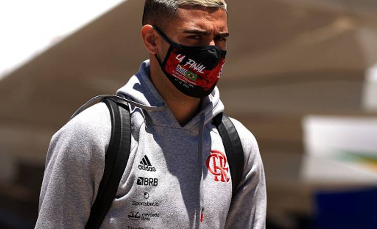 Andreas Pereira pede para deixar o United e continuar no Flamengo