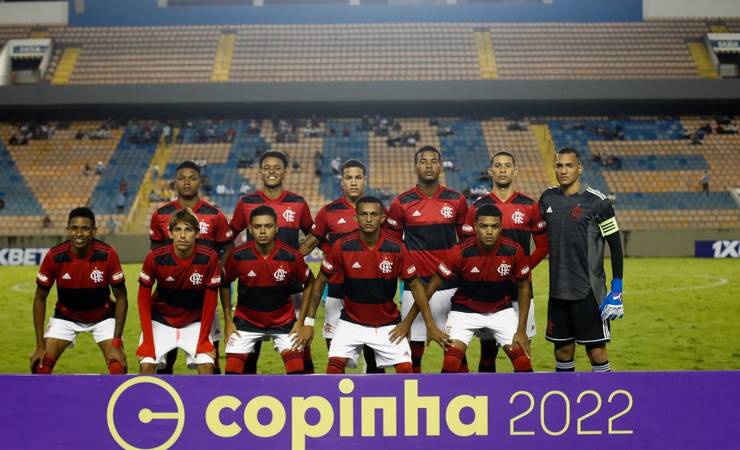 Técnico do Flamengo Sub-20 comenta goleada histórica por 10 a 0 na Copa São Paulo
