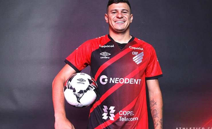Volante Hugo Moura, do Flamengo, é o novo reforço do Athletico-PR