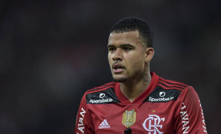 Kenedy retorna ao Chelsea e desfalca Flamengo nesta temporada
