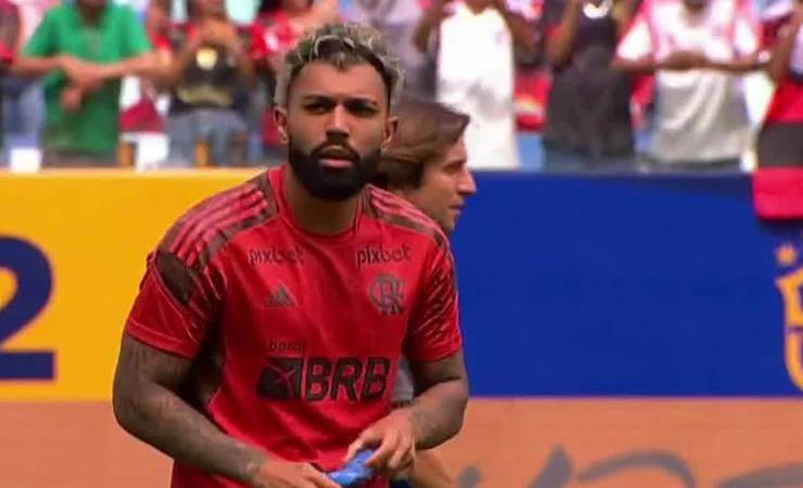 Gabigol é criticado nas redes sociais após 1º tempo da Supercopa: 'Perde muito gol'