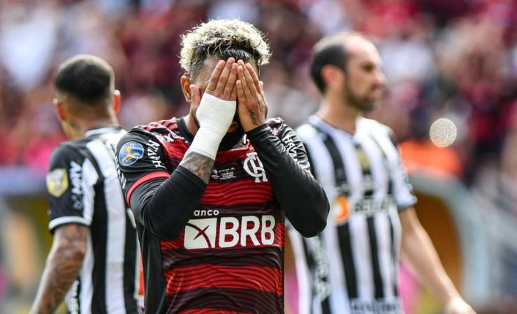 Torcedores do Flamengo xingam Gabigol: 'Vai tomar no c...'