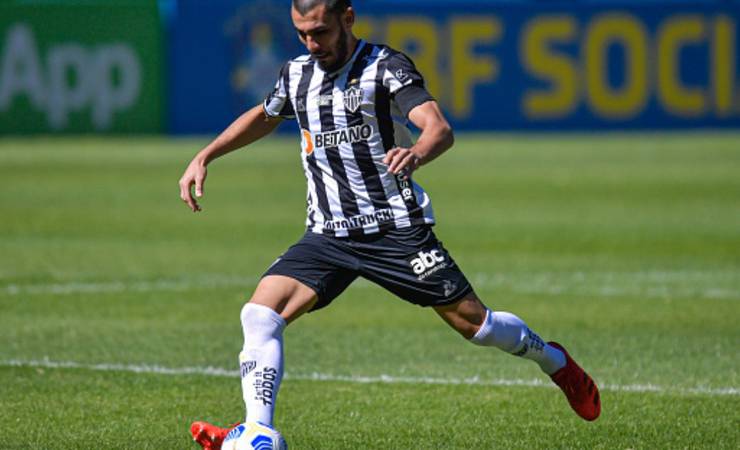 Flamengo, Atlético Mineiro e Inter se interessam por Junior Alonso, diz jornalista