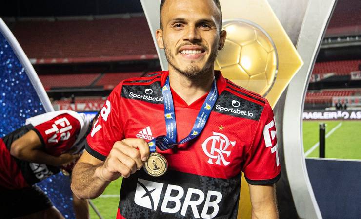 Diretor confirma que Renê, do Flamengo, está próximo do Inter