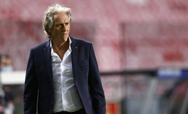 Benfica solta nota e nega que Jorge Jesus 'pediu para sair para voltar ao Flamengo'