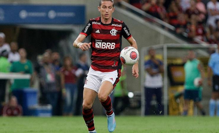 Flamengo: Filipe Luís tem lesão de grau 2 no músculo da panturrilha esquerda