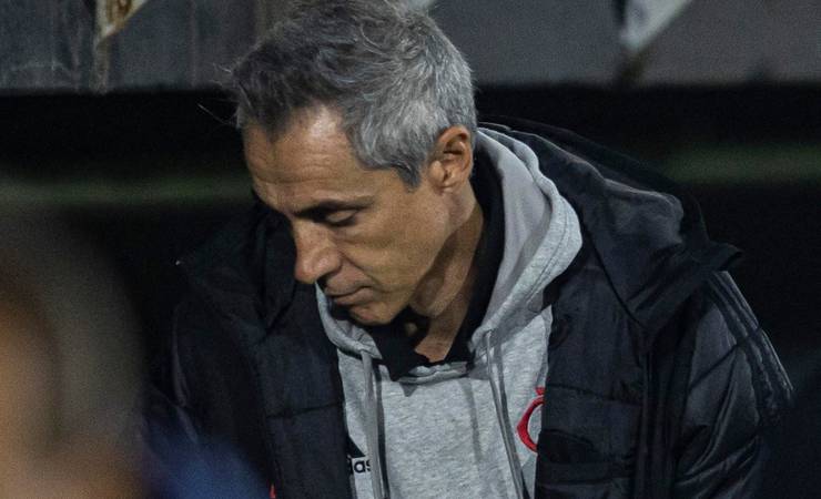 Diretoria do Flamengo avalia demissão de Paulo Sousa