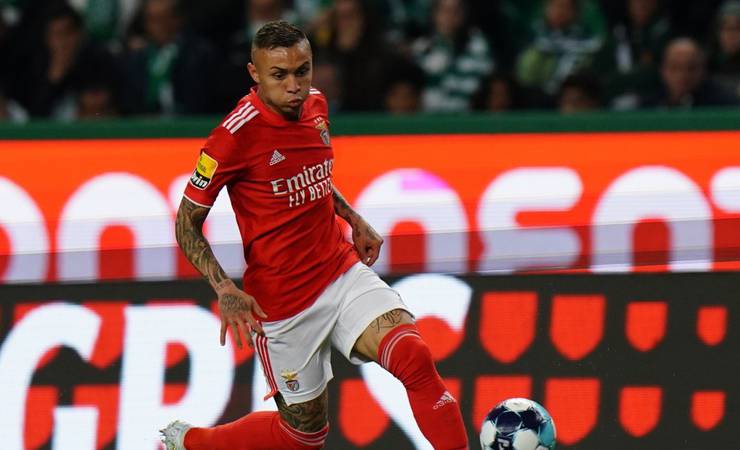 Flamengo tem conversas avançadas para contratar Éverton Cebolinha