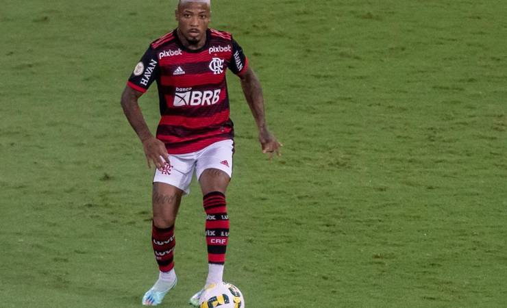 Torcedores do Flamengo criticam 1º tempo de Marinho contra o Corinthians: 'Desconectado'