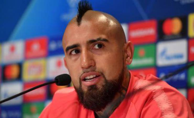 Arturo Vidal é aguardado nesta semana, no Rio, para ser apresentado como reforço do Flamengo