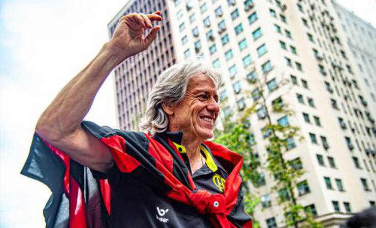 Motivado pelo 'Carnaval fora de época', Jorge Jesus virá ao Rio de Janeiro em abril