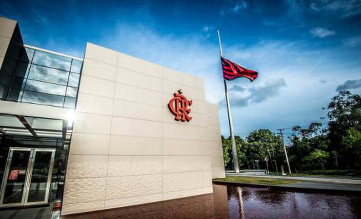 Flamengo se manifesta em apoio a atletas de Grêmio e Paraná após atos violentos: 'Não podemos mais tolerar'
