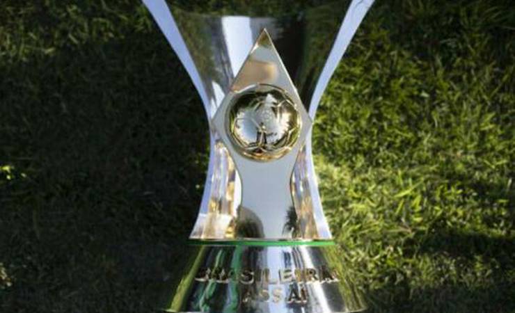Com ao menos 16 dirigentes de clubes da Série A, reunião discute criação de liga brasileira de futebol