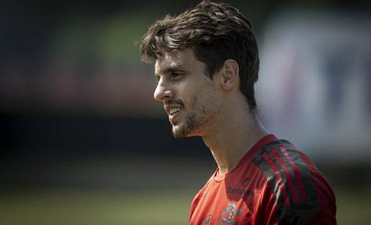 Rodrigo Caio atualiza processo de recuperação no Flamengo: 'Força e esperança que tudo vai dar certo'