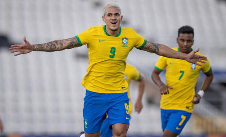 Tite avalia Pedro como '9 diferente', faz elogios e comenta possibilidade de convocá-lo para a Seleção: 'Potencial'