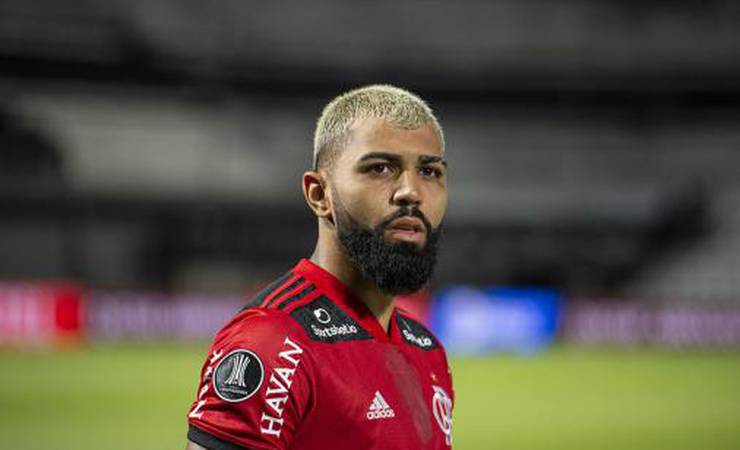 Flamengo posta mensagem de apoio a Gabigol após atacante denunciar racismo: 'Sempre ao seu lado'