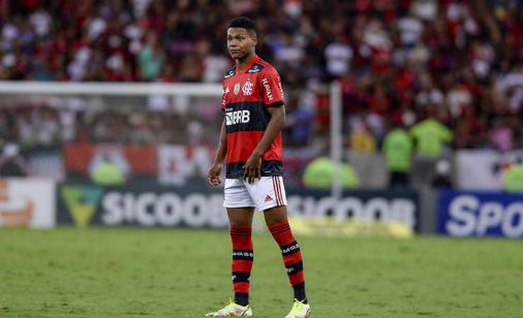 Três jogadores do Flamengo são convocados para jogos preparatórios da Seleção Sub-20, em Salvador