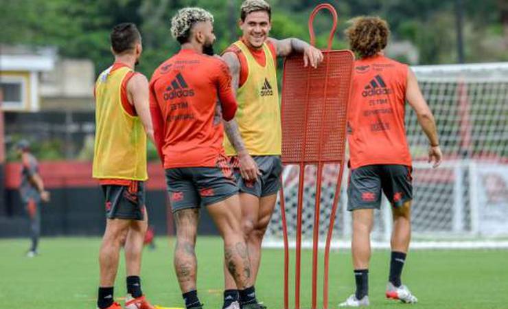 Muro está alto! Flamengo mantém resistência aos interesses nos principais nomes do elenco