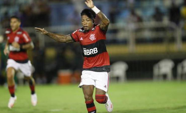 Denílson brinca com estreia de Marinho pelo Flamengo e elogia atacante: 'Era nítida a vontade'