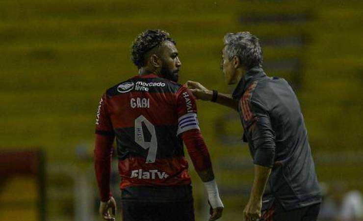 Flamengo: Gabigol manda recado após gesto antirracista, elogia Paulo Sousa e cita 'ansiedade' da torcida