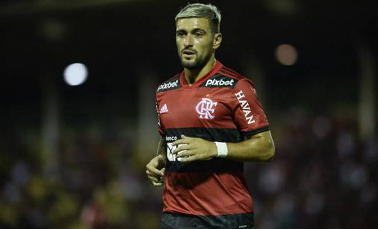 Arrascaeta enaltece Paulo Sousa e aponta os caminhos para o Flamengo vencer o Atlético-MG na Supercopa