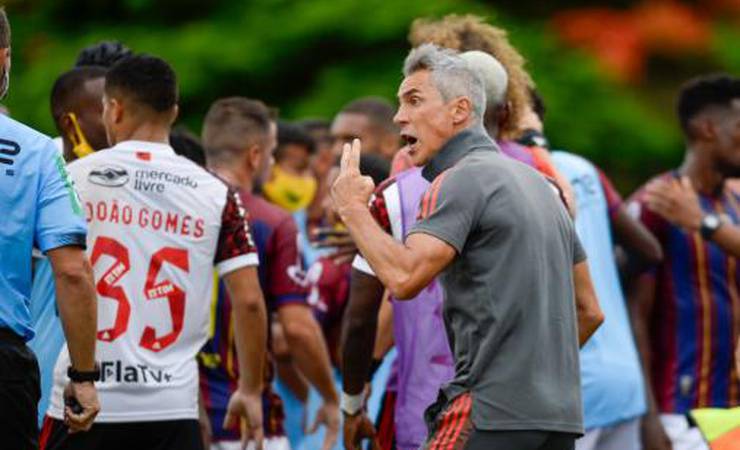 Flamengo finaliza período de testes com dúvidas no time para a Supercopa