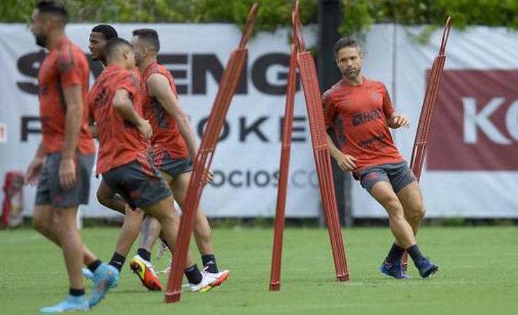 Diego lamenta derrota do Flamengo e explica escolha por Vitinho no último pênalti: 'Questão do Gabi'