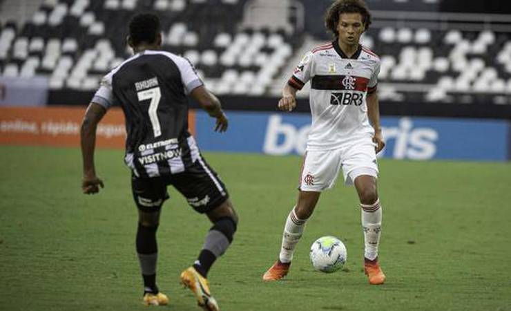 350 vezes Willian Arão: volante reencontra Botafogo com marca expressiva pelo Flamengo