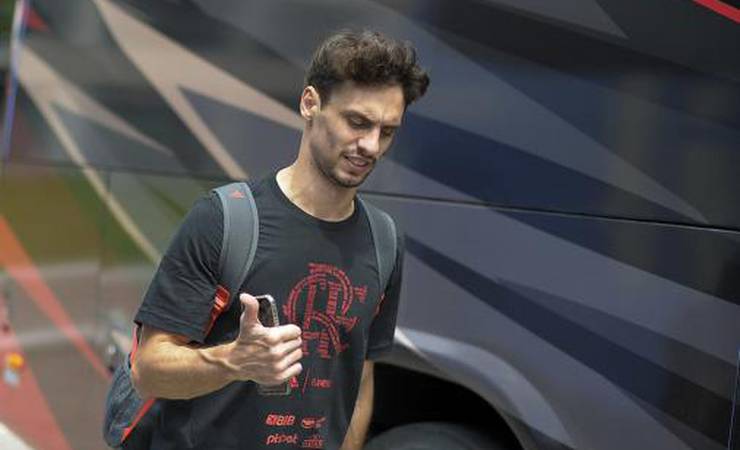 Desfalque em 70% dos clássicos contra o Vasco desde que chegou ao Flamengo, Rodrigo Caio não enfrenta o rival desde 2019