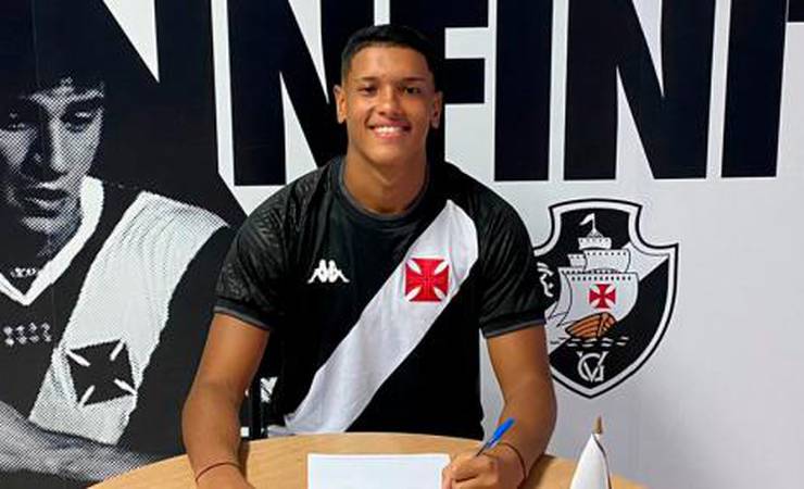 Vasco anuncia Kauã Moura, volante ex-Flamengo, para o time sub-20