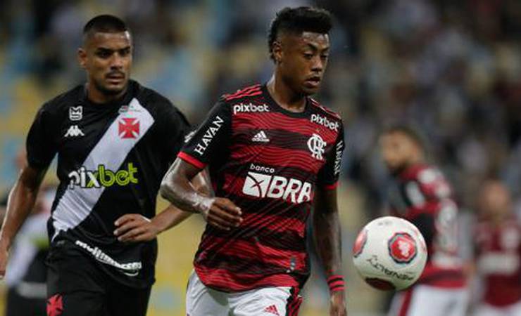 Substituído contra o Vasco, Bruno Henrique tem a situação física atualizada pelo Flamengo
