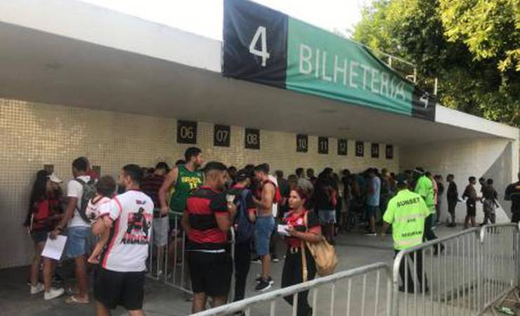 Dificuldades e filas: segunda semifinal deve repetir problemas para as torcidas de Flamengo e Vasco