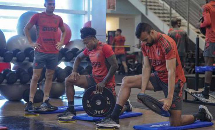 À espera do rival, Flamengo inicia preparação para a final do Carioca