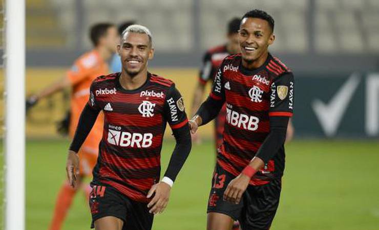 Em meio à turbulência, as boas notícias do Flamengo vêm do Ninho
