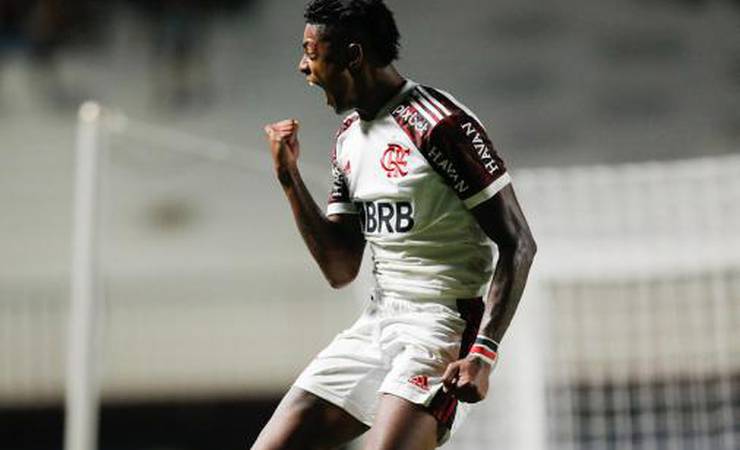 Em meio à tensão no Flamengo, Bruno Henrique fala da relação com Paulo Sousa: 'Não fazemos panela'