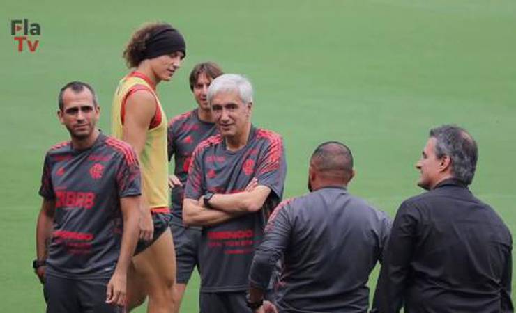 Flamengo reforça comissão técnica de Paulo Sousa com bioquímico