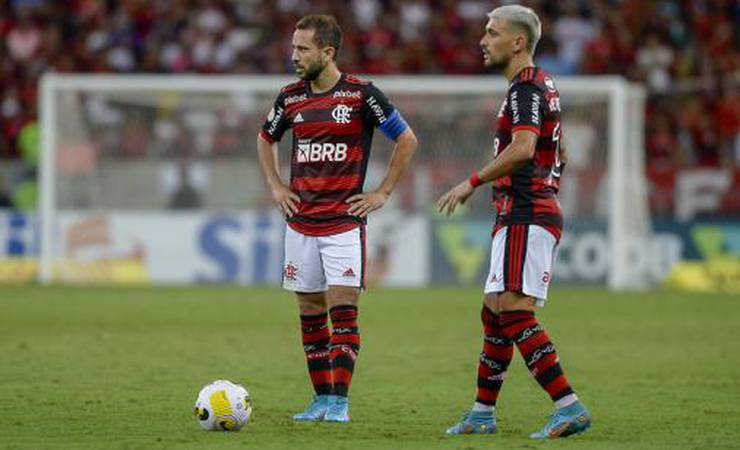 Everton Ribeiro volta a brilhar como meia no Flamengo: 'Jogar perto do Arrascaeta me facilita muito'