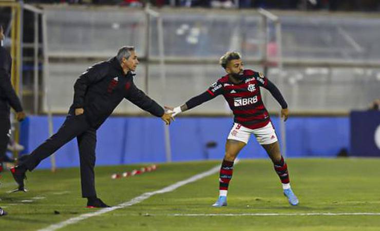 Paulo Sousa vê intensidade baixa do Flamengo, apesar da vitória no Chile, e explica substituições