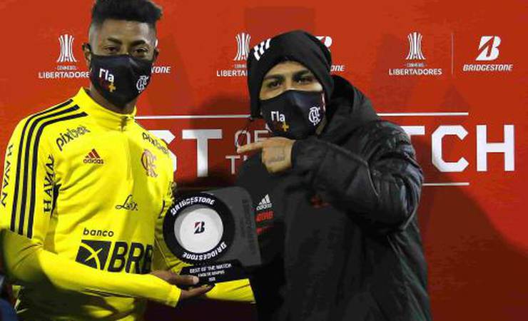 Dupla volta a funcionar e Bruno Henrique divide posto de garçom de Gabigol com parceiro de Flamengo