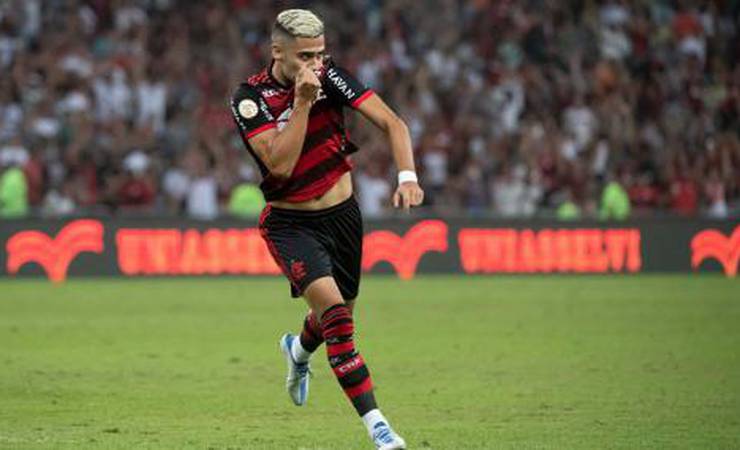 Com a iminente saída de Andreas Pereira, veja as opções de reposição dentro do Flamengo