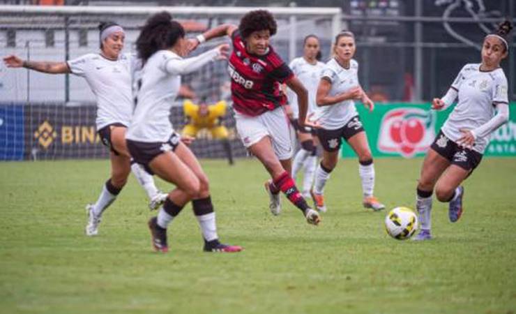 Com gol no fim, Corinthians vence o Flamengo no Brasileirão Feminino