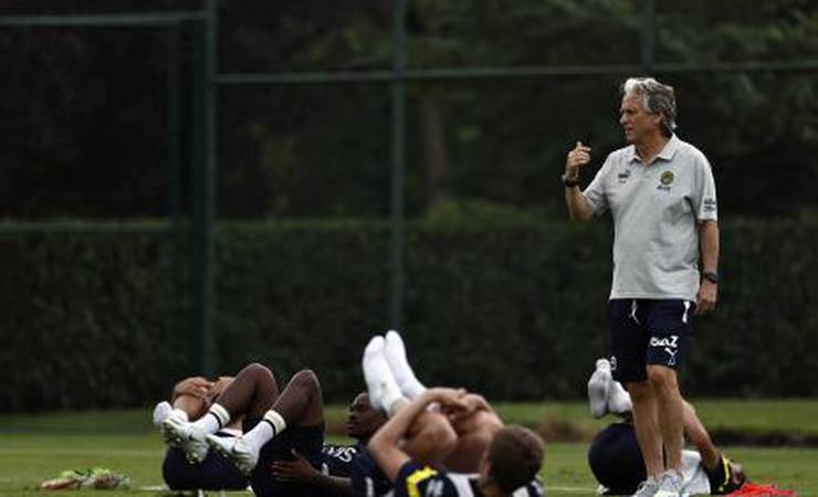 Jorge Jesus comanda primeiro treino na pré-temporada do Fenerbahçe